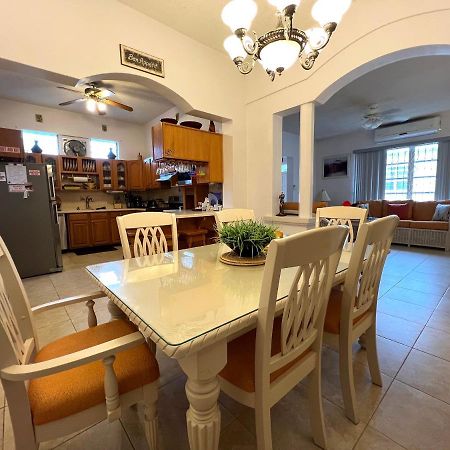 Welcome To The Unpretentious And Breezy Graceville, Steps Away From The Beach Сент-Джеймс Экстерьер фото